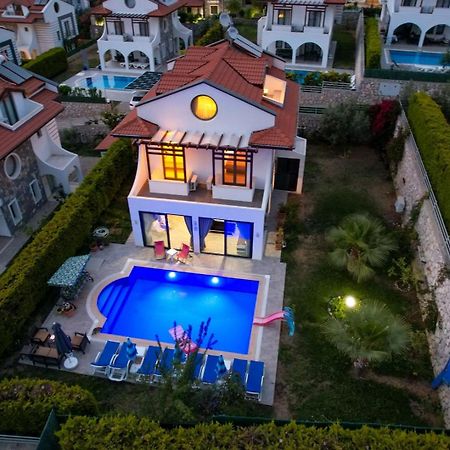 Lorenzo- 4 Bedroom Holiday Villa In Hisaronu Фетхие Экстерьер фото