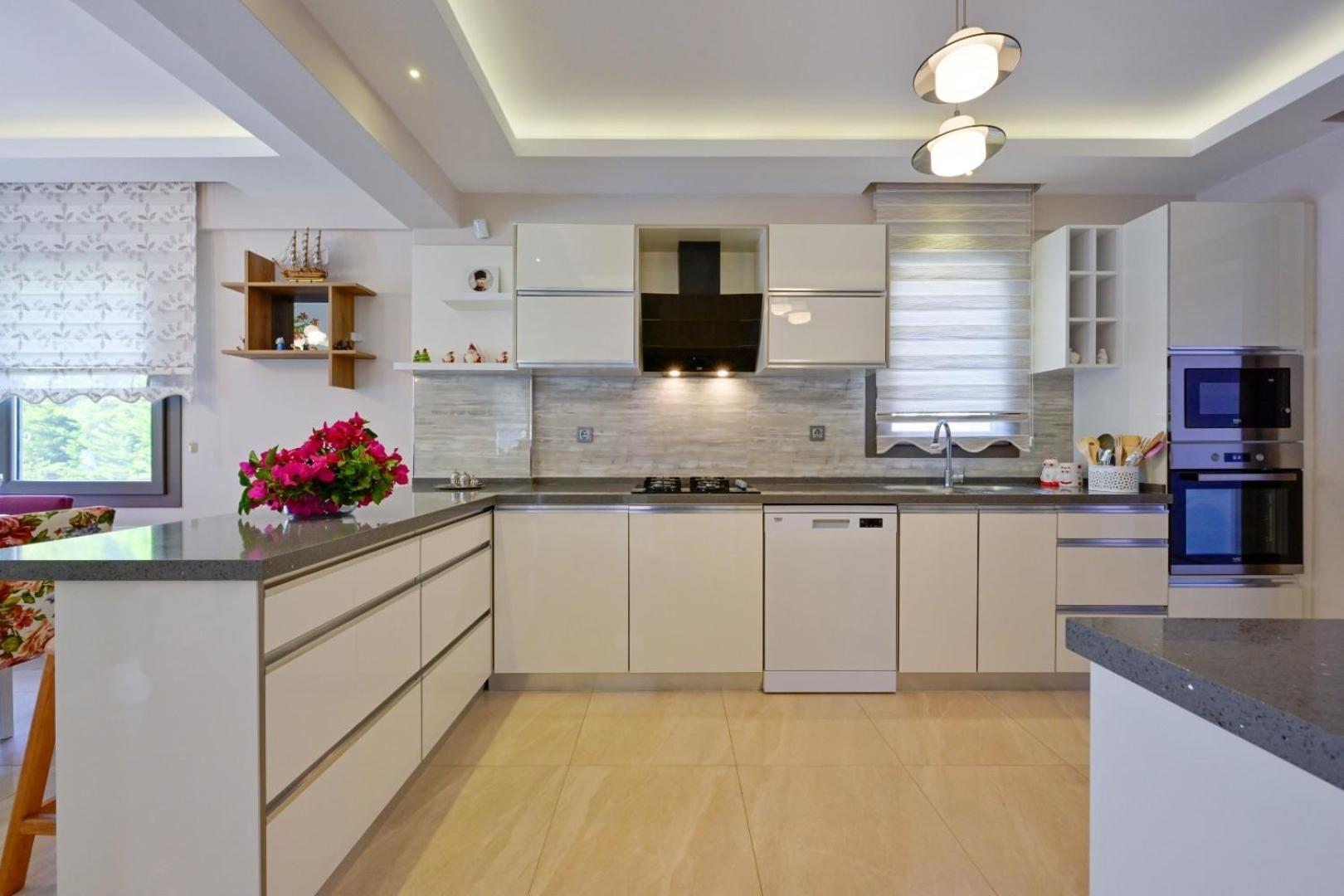 Lorenzo- 4 Bedroom Holiday Villa In Hisaronu Фетхие Экстерьер фото