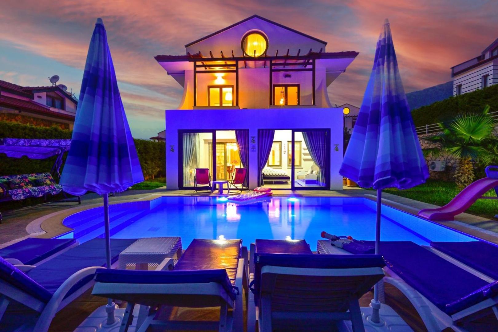 Lorenzo- 4 Bedroom Holiday Villa In Hisaronu Фетхие Экстерьер фото