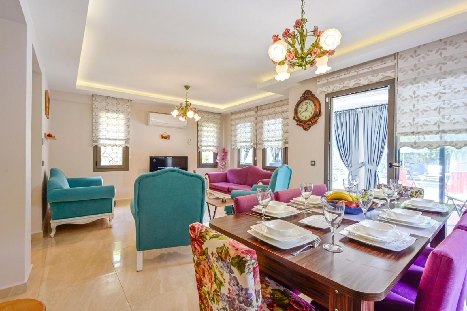Lorenzo- 4 Bedroom Holiday Villa In Hisaronu Фетхие Экстерьер фото