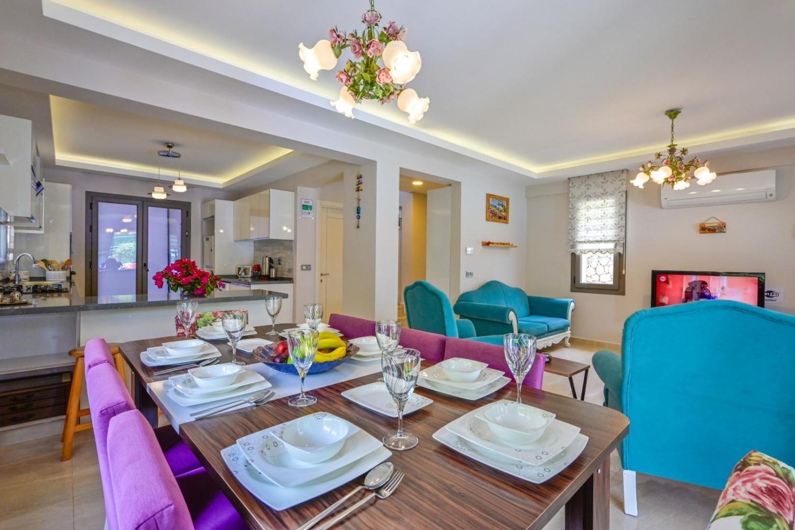 Lorenzo- 4 Bedroom Holiday Villa In Hisaronu Фетхие Экстерьер фото