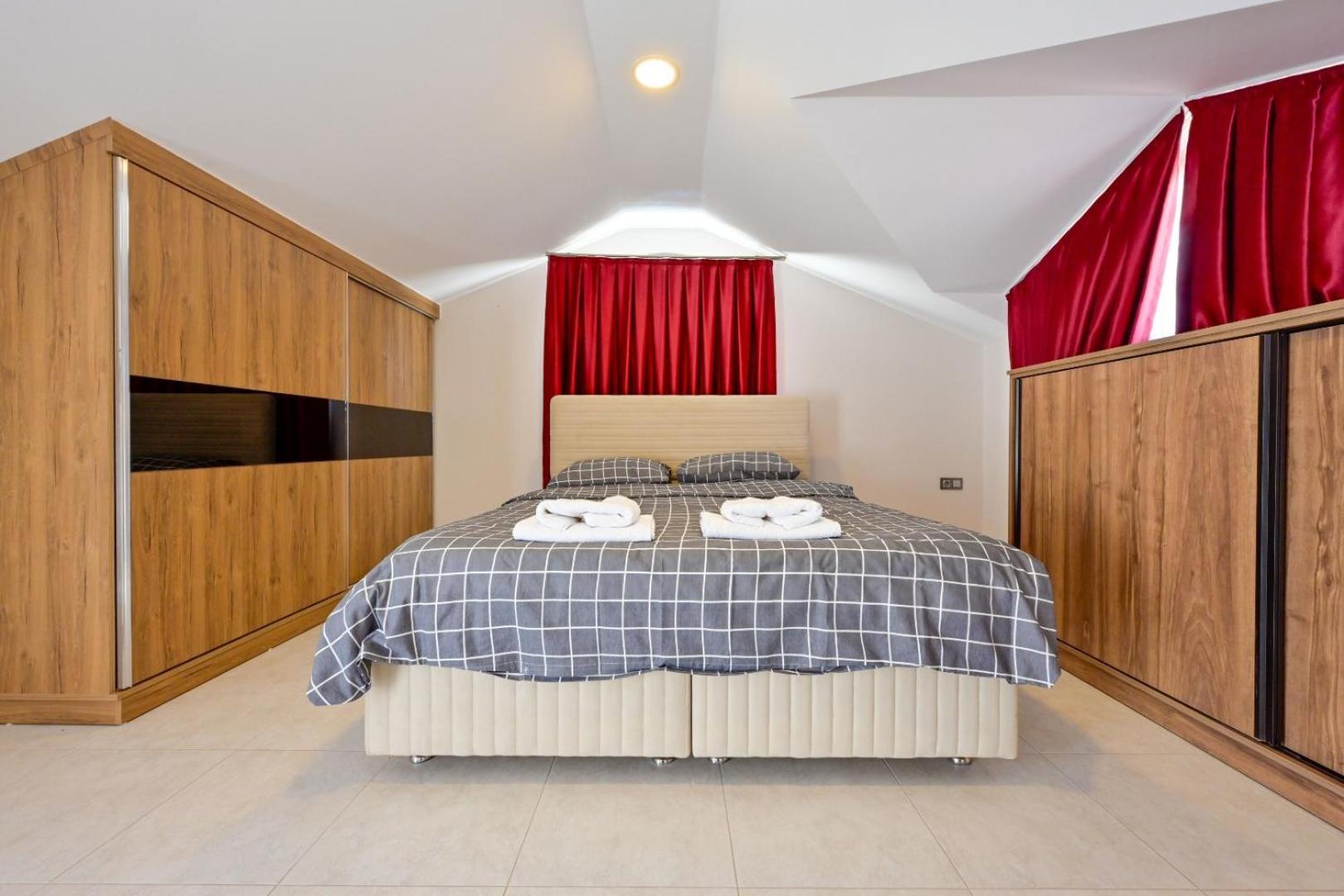 Lorenzo- 4 Bedroom Holiday Villa In Hisaronu Фетхие Экстерьер фото