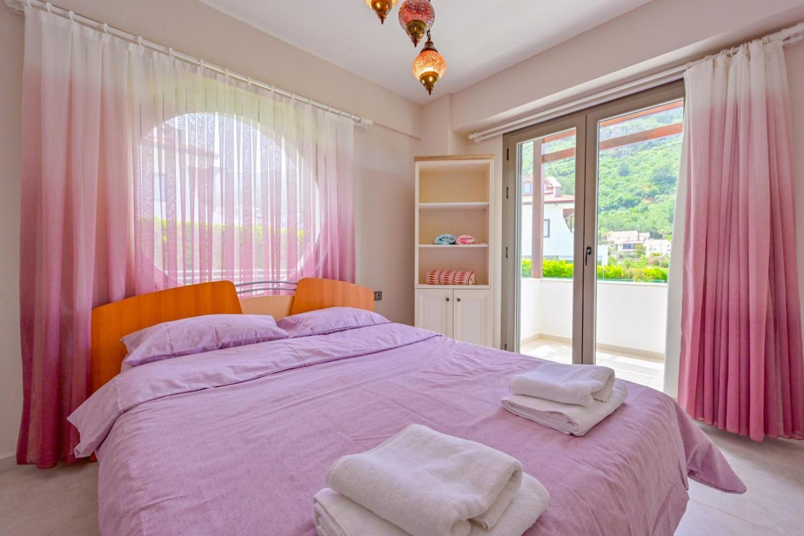 Lorenzo- 4 Bedroom Holiday Villa In Hisaronu Фетхие Экстерьер фото
