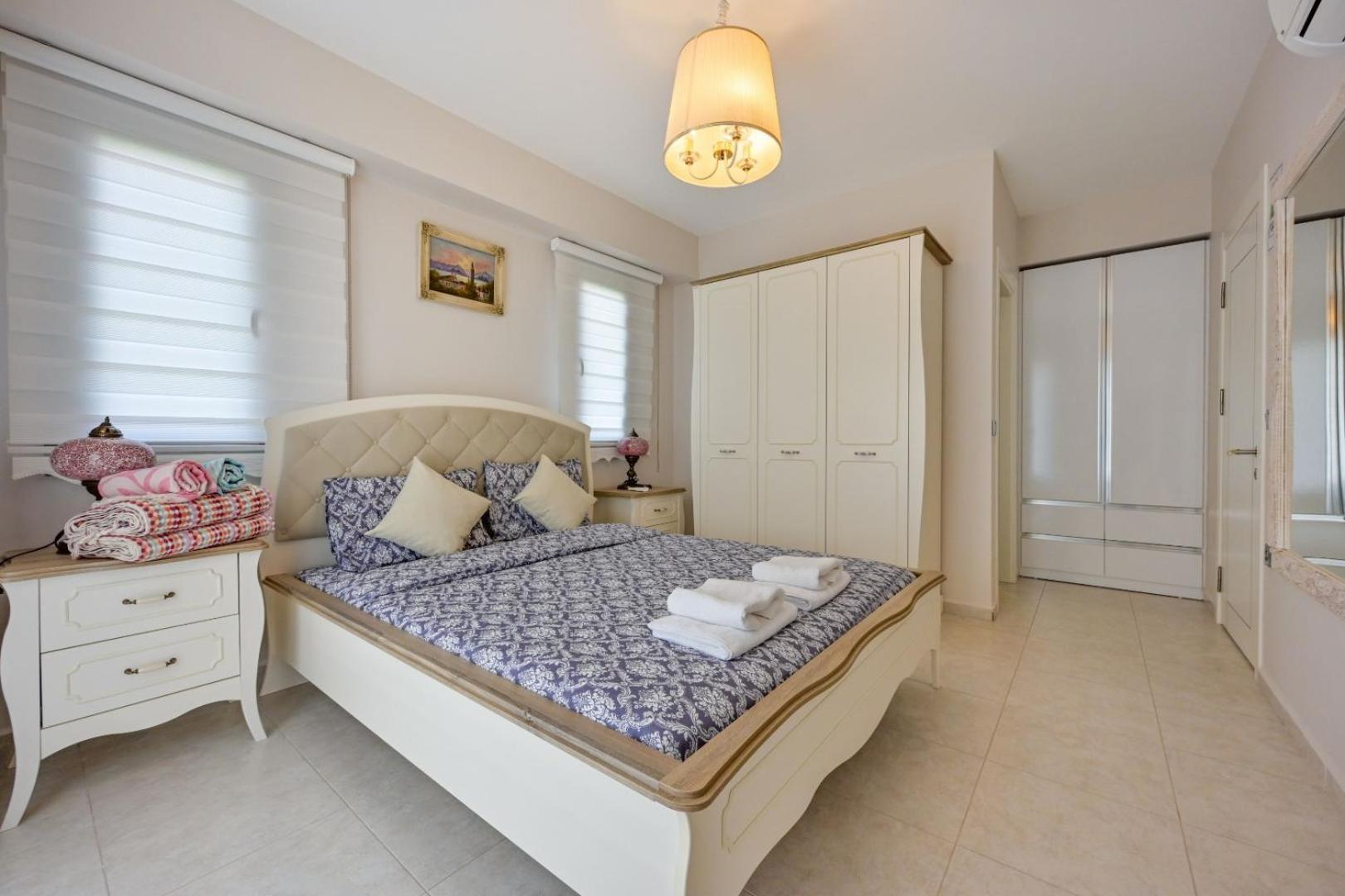 Lorenzo- 4 Bedroom Holiday Villa In Hisaronu Фетхие Экстерьер фото